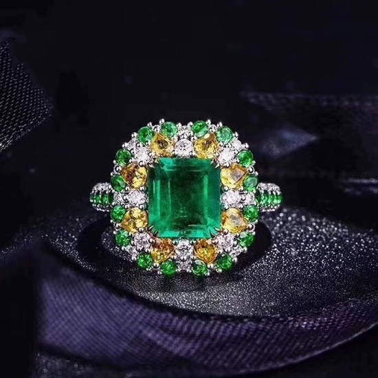 14k Gold 3.14 Ctw Vivid Green Natural Emerald & Tsavorite Ring