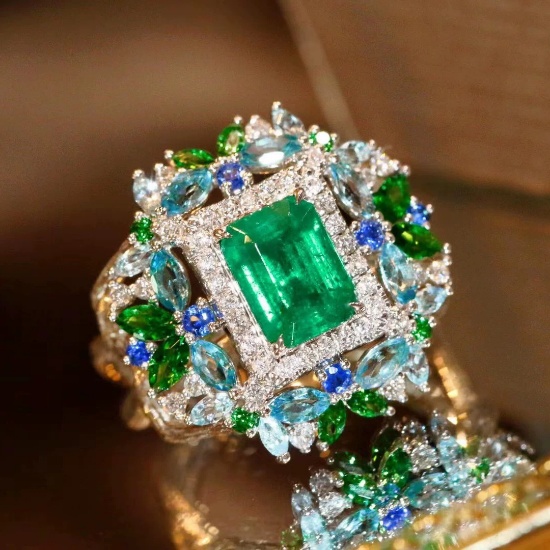 14k Gold 1.89 Ct Natural Emerald & Diamond Ring