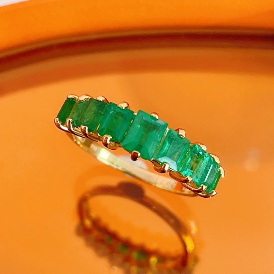 14k Gold 1.45 Ct Natural Emerald Ring