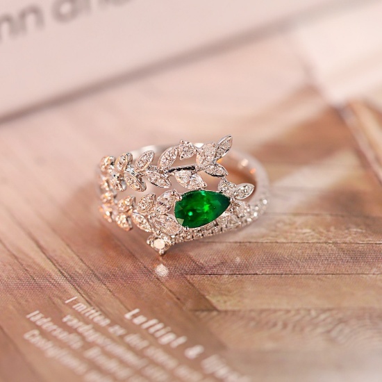 14k Gold 1.03 Ctw Vivid Green Natural Emerald & Diamond Ring