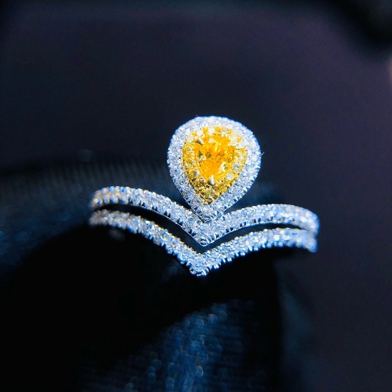 14k Gold 0.16 Ct Natural Yellow Diamond & Diamond Ring