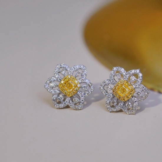14k Gold 1.30 Ct Natural Color Diamond & Flowers Earrings