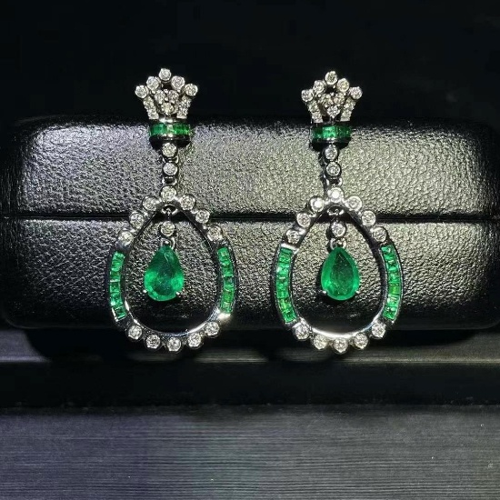 14k Gold 1.45 Ctw Vivid Green Natural Emerald & Diamond Earrings