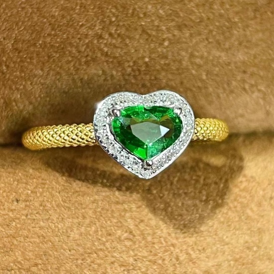 14k Gold 0.62 Ct Vivid Green Natural Tsavorite & Diamond Ring