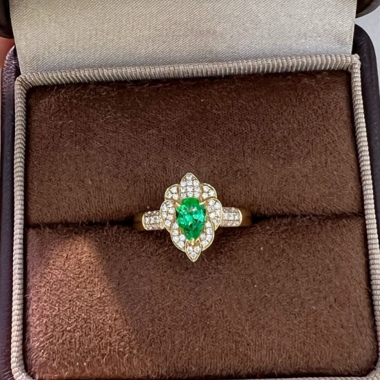 14k Gold 0.83 Ctw Vivid Green Natural Emerald & Diamond Ring