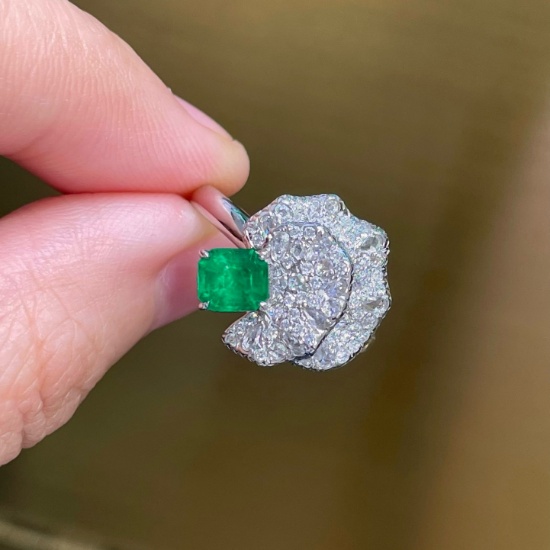 14k Gold 1.03 Ctw Vivid Green Natural Emerald & Diamond Ring