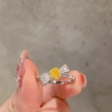 14k Gold 0.34 Ctw Natural Yellow Diamond & Diamond Ring