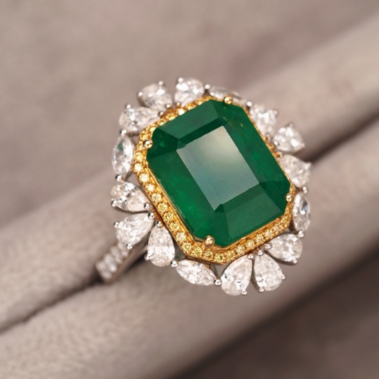 14k Gold 5.9 Ct Vivid Green Natural Emerald & Diamond Ring