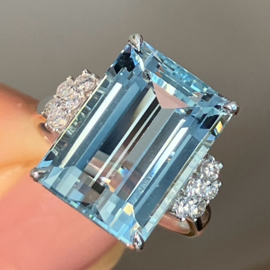 14k Gold 10.28 Ctw Natural Aquamarine & Diamond Ring