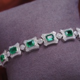 14k Gold 7.32 Ctw Vivid Green Natural Emerald & Diamond Bracelet