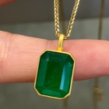 14k Gold 6.11 Ct Vivid Green Natural Emerald Pendant