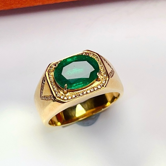 14k Gold 2.85 Ct Vivid Green Natural Emerald & Diamond Ring