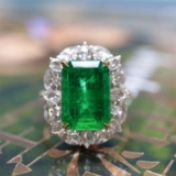 14k Gold 5.59 Ctw Vivid Green Natural Emerald & Diamond Ring
