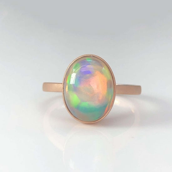 14k Gold 3.9 Ct Natural Opal Ring