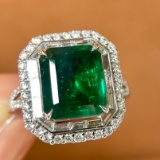14k Gold 3.69 Ctw Vivid Green Natural Emerald & Diamond Ring