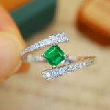 14k Gold 0.39 Ctw Vivid Green Natural Emerald & Diamond Ring