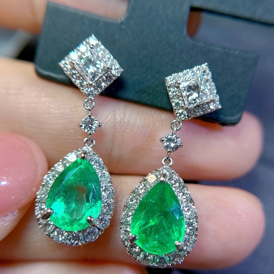 14k Gold 5.27 Ctw Vivid Green Natural Emerald & Diamond Earrings