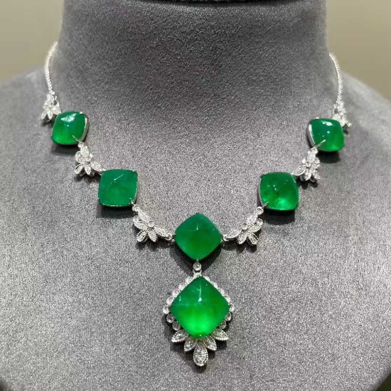 14k Gold 18.2 Ct Natural Emerald & Diamond Necklace