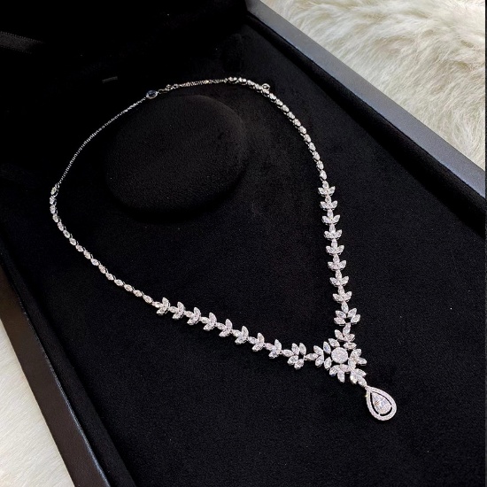 14k Gold 3.8 Ct Natural H Diamond Necklace