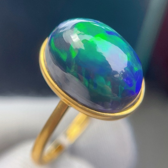14k Gold 5 Ct Natural Opal Ring