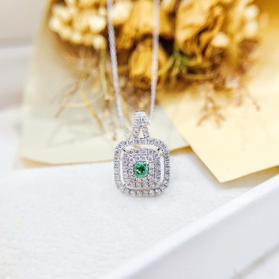 14k Gold 0.65 Ctw Natural Green Diamond & Diamond Necklace