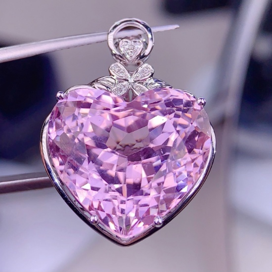 14k Gold 28.5 Ct Natural Kunzite & Diamond Pendant( Without Chain )
