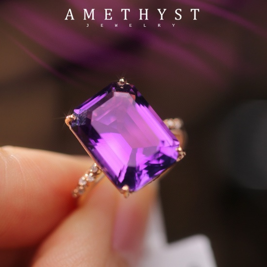 14k Gold 7.95 Ctw Natural Amethyst & Diamond Ring