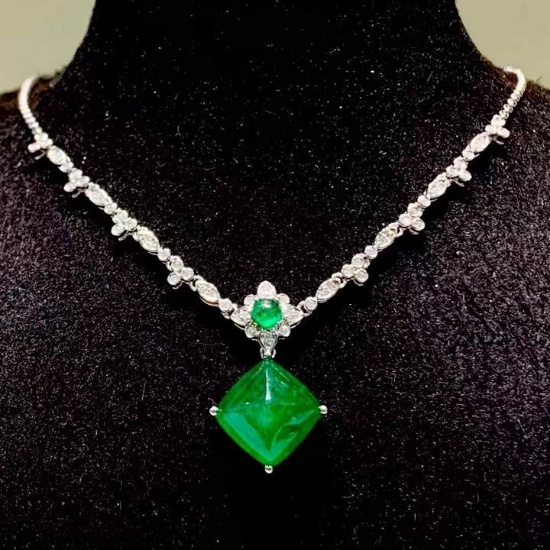 14k Gold 5.8 Ct Natural Emerald & Diamond Necklace