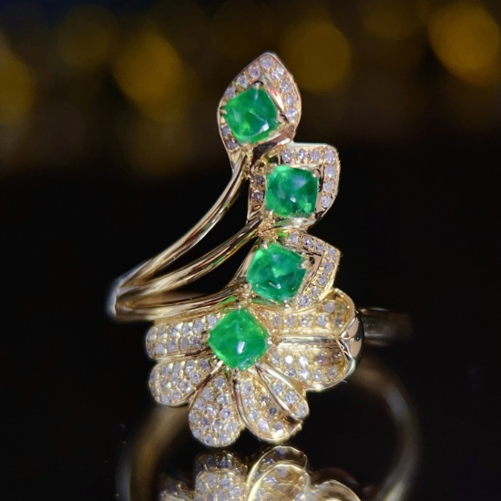 14k Gold 0.76 Ct Natural Emerald & Diamond Ring