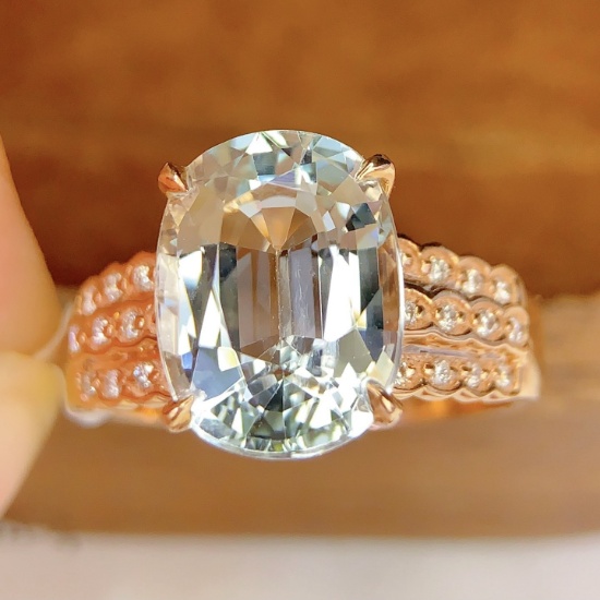 14k Gold 4.60 Ct Natural Aquamarine & Diamond Ring