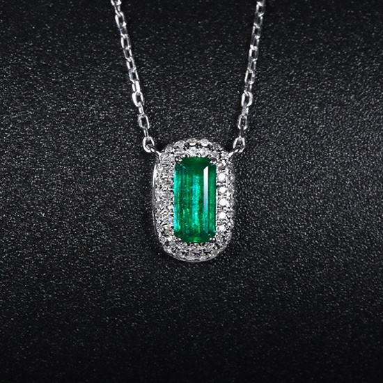 14k Gold 0.64 Ctw Vivid Green Natural Emerald & Diamond Necklace
