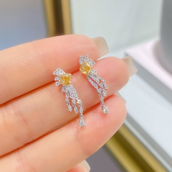 14k Gold 0.95 Ctw Natural Yellow Diamond & Diamond Earrings