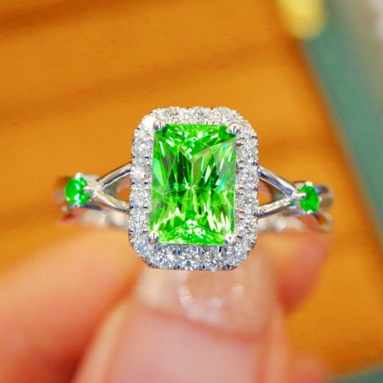 14k Gold 1.31 Ctw Natural Tsavorite & Diamond Ring