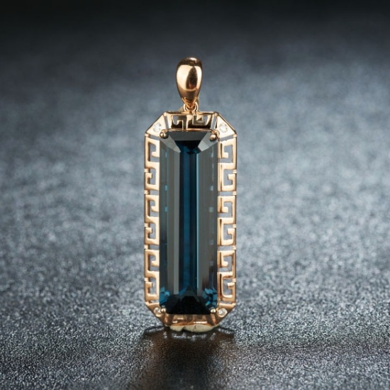 14k Gold 15.6 Ct Natural Topaz & Diamond Pendant( Without Chain )
