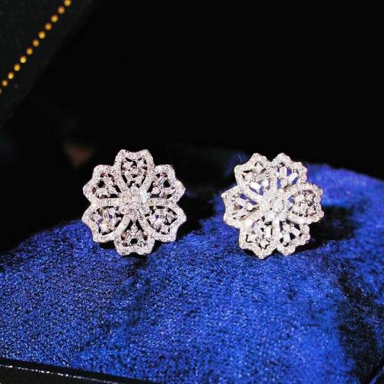 14k Gold 0.9 Ct Natural H Diamond Earrings