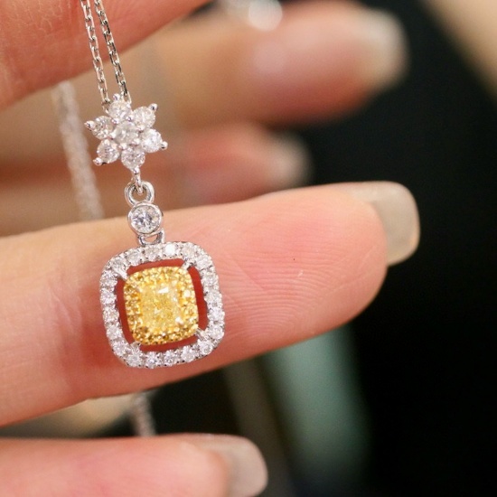 14k Gold 0.46 Ctw Natural Yellow Diamond & Diamond Necklace