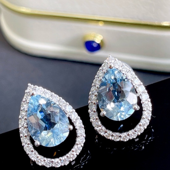 14k Gold 3.9 Ctw Natural Aquamarine & Diamond Earrings