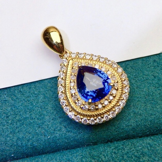 14k Gold 1.75 Ctw Natural Sapphire & Diamond Pendant( Without Chain )