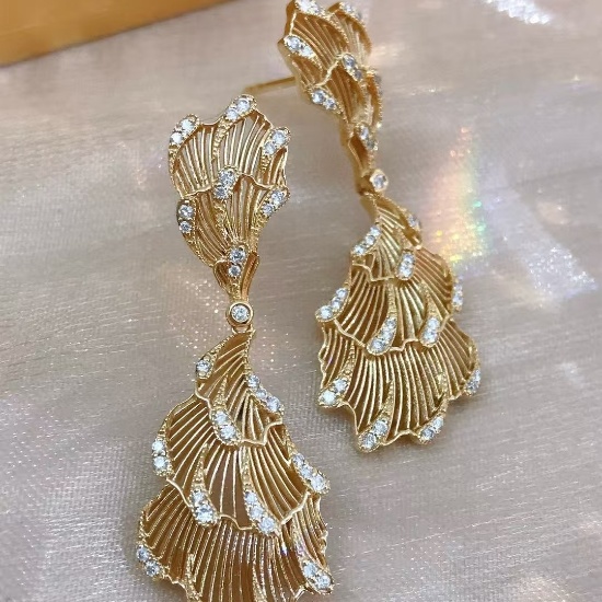 14k Gold 0.3 Ct Natural H Diamond Earrings