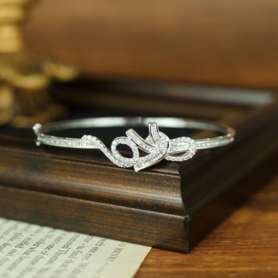 14k Gold 1.1 Ct Natural H Diamond Bangle