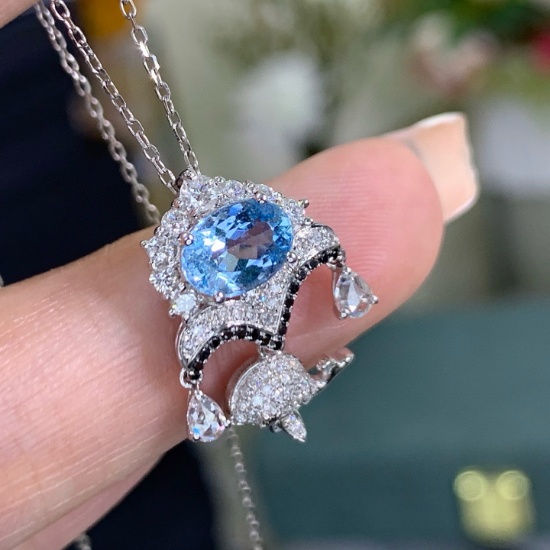 14k Gold 0.92 Ct Natural Aquamarine & Diamond Necklace