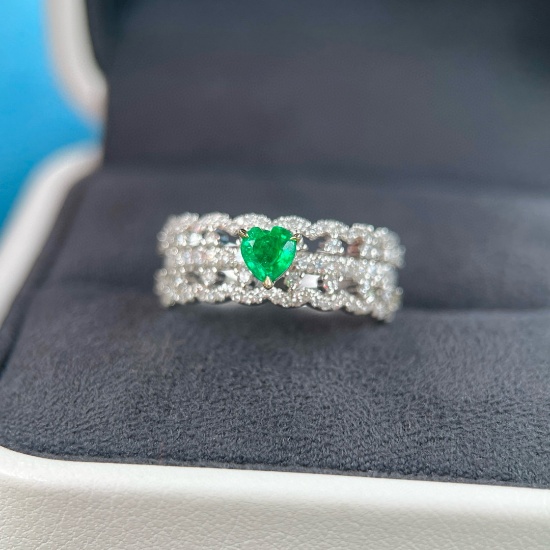 14k Gold 1.08 Ctw Natural Emerald & Diamond Ring