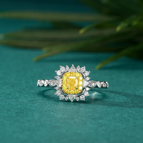 14k Gold 0.66 Ctw Natural Yellow Diamond & Diamond Ring