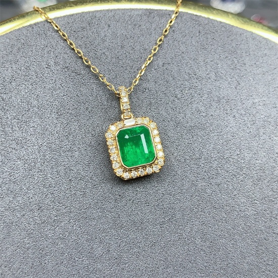 14k Gold 1.38 Ctw Vivid Green Natural Emerald & Diamond Pendant( Without Chain )