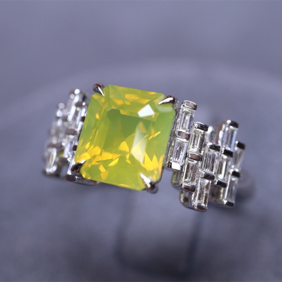 14k Gold 2.53 Ctw Natural Chrysoberyl & Diamond Ring