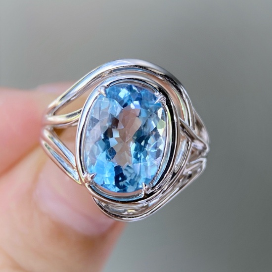 14k Gold 2.95 Ct Natural Aquamarine Ring