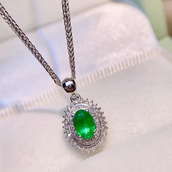 14k Gold 0.55 Ct Vivid Green Natural Emerald & Diamond Pendant( Without Chain )