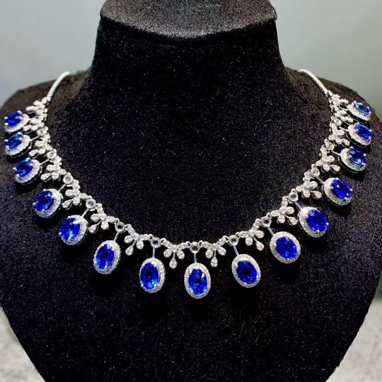 14k Gold 9.3 Ct Vivid Blue Natural Sapphire & Diamond Necklace