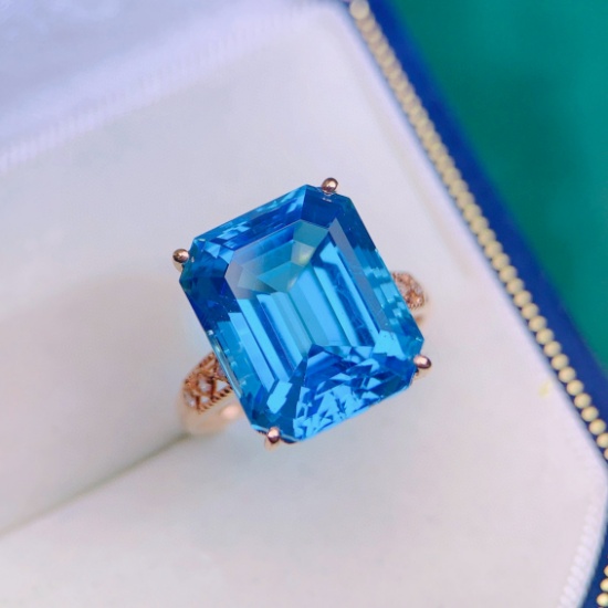 14k Gold 14.18 Ctw Natural Topaz & Diamond Ring