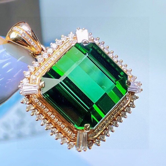 14k Gold 20 Ct Natural Tourmaline & Diamond Pendant( Without Chain )